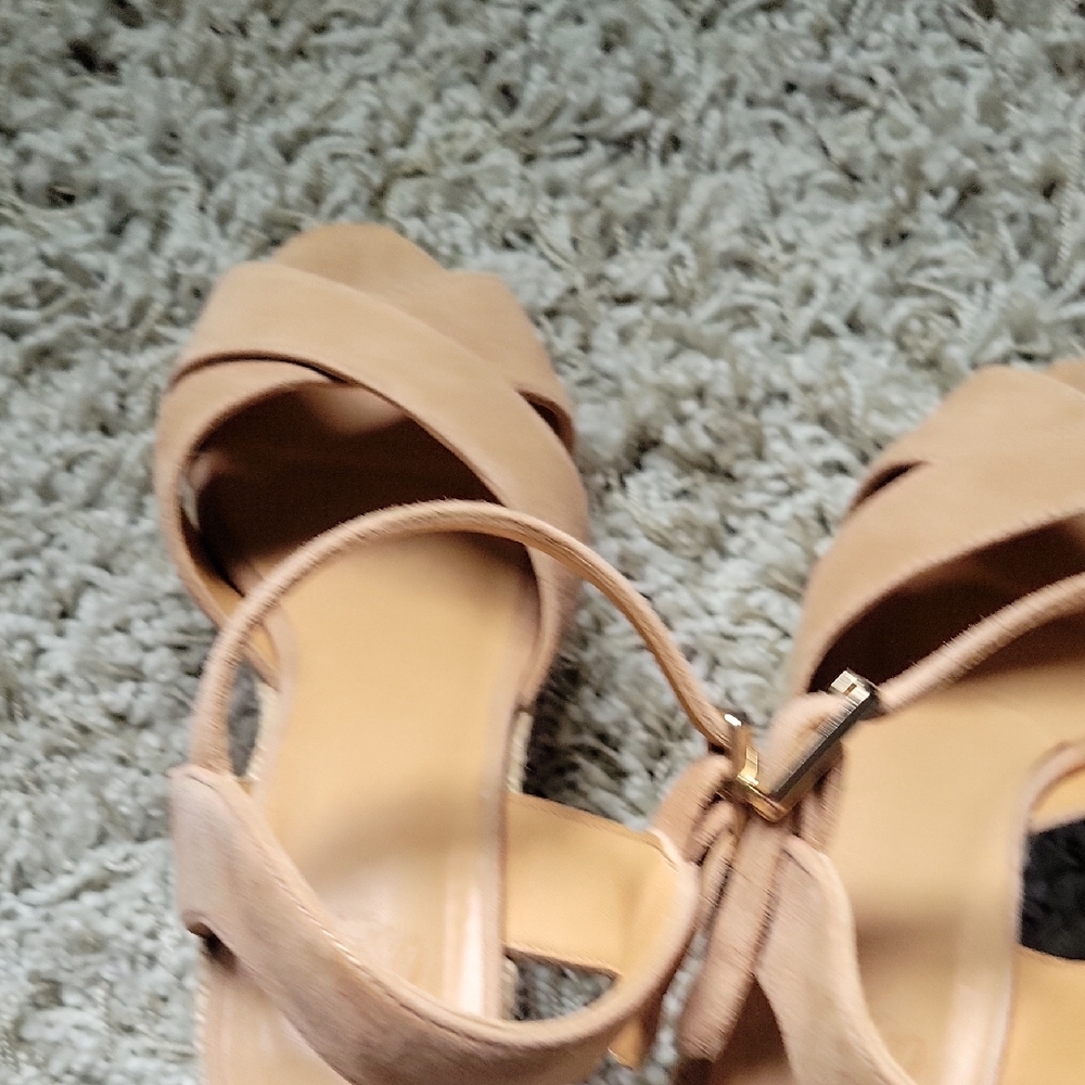 Castaner Tan Strappy Sandals for Versatile Style